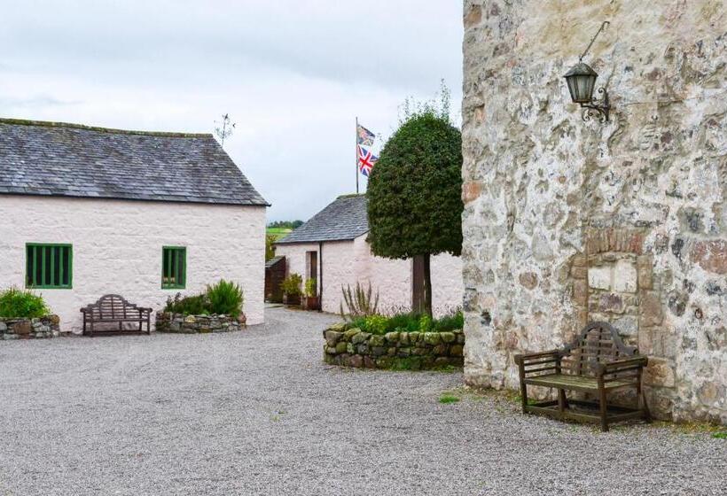 Bed and Breakfast The Lady Maxwell Room At Buittle Castle
