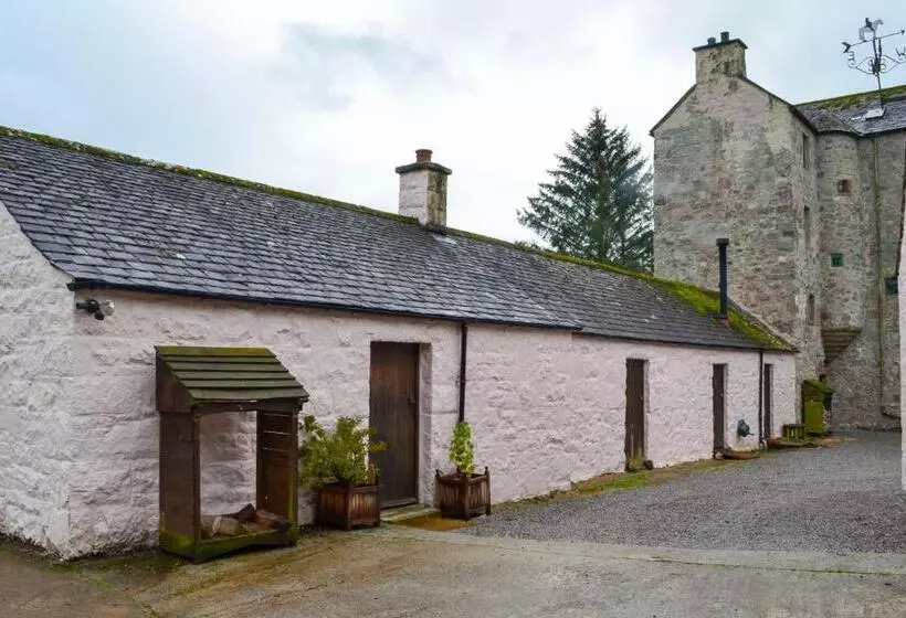 Aamiaismajoitus (B&B) The Lady Maxwell Room At Buittle Castle