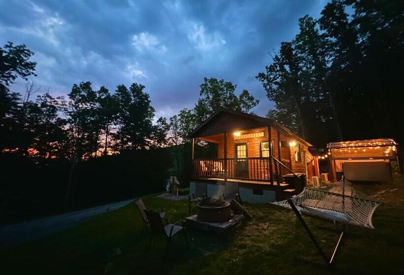Dreamy Couples Cabin In The Shenandoah Forrest