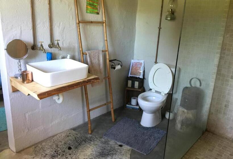 膳宿费 A Boat House