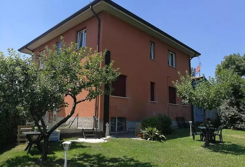 Majatalo Il Giardino Di Sara