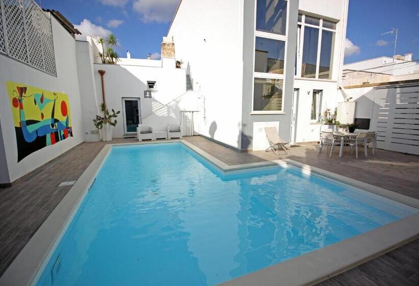 פנסיון Salentuosi Camere