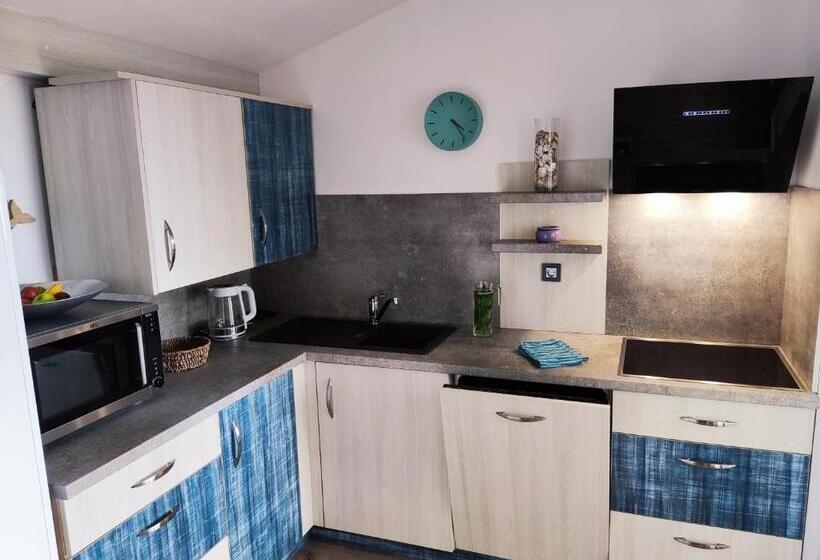 Sweet Apartment With Private Pool Lori Ankaran