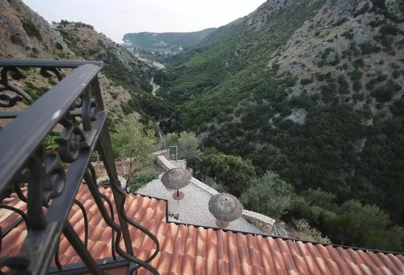 Villa Jolie