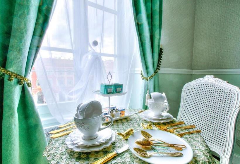 تختخواب و صبحانه Aba Luxury B E B Nice