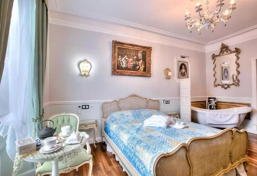 Bed and Breakfast Aba Luxury B E B Nice