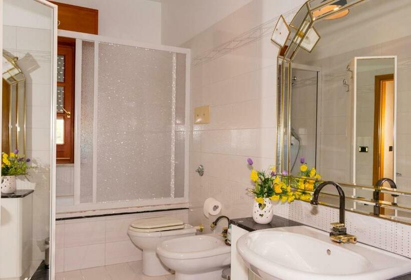 مبيت وإفطار La Casa Di Bia