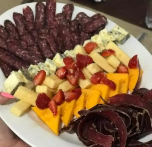 پانسیون комплекс шуменско плато