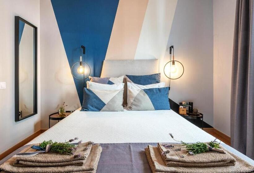 پانسیون Downtown Alegria