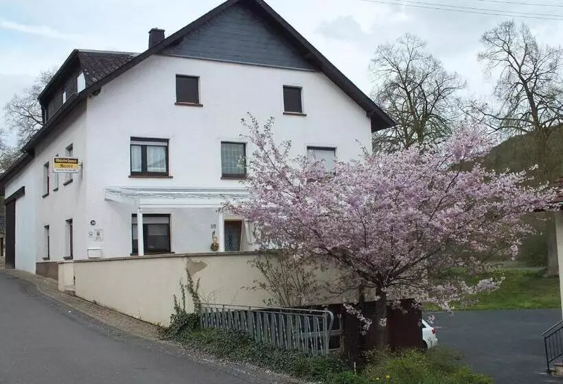 Majatalo Gästehaus Neises