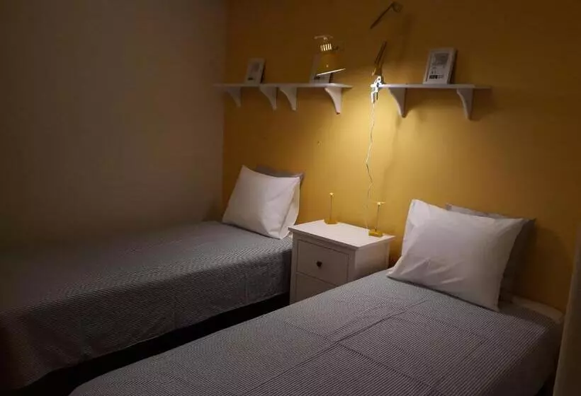 پانسیون Stay @airport