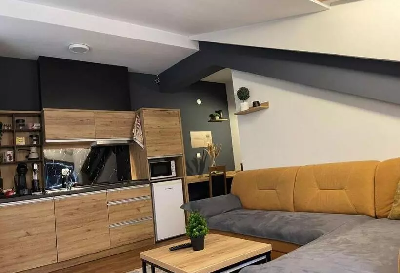 Urban Corner   Deluxe Apartments