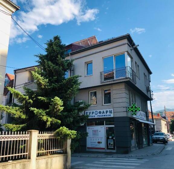 Urban Corner   Deluxe Apartments