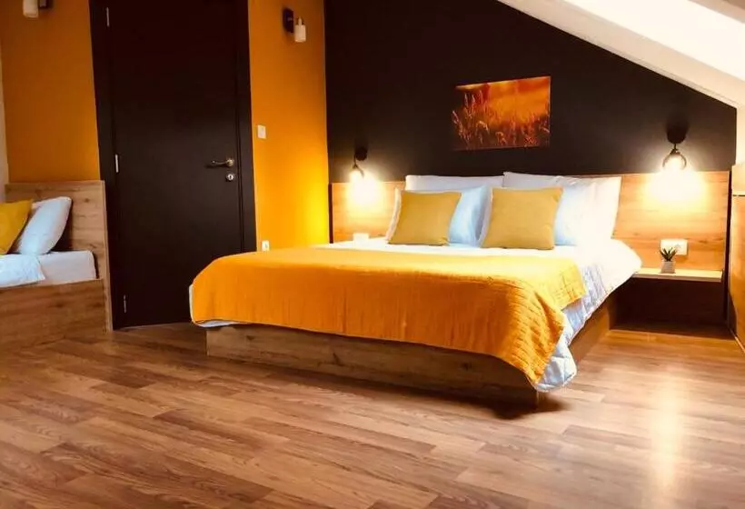 Urban Corner   Deluxe Apartments