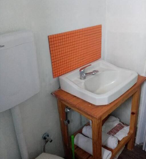 Uy Romántica Cabaña En Entorno Natural único