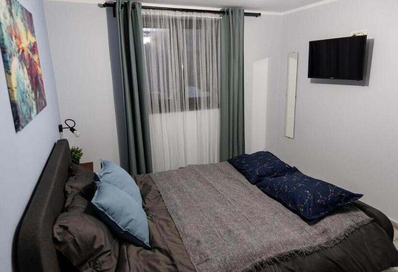 Vila Blanc Valiug Crivaia