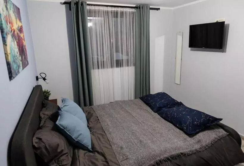 Vila Blanc Valiug Crivaia