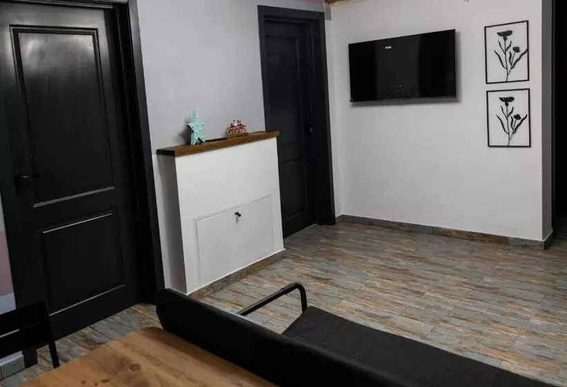 Vila Blanc Valiug Crivaia