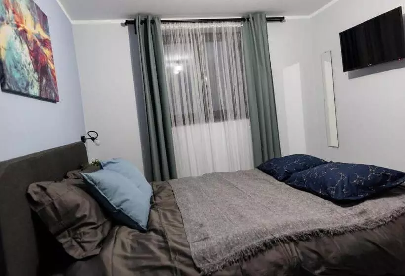 Vila Blanc Valiug Crivaia