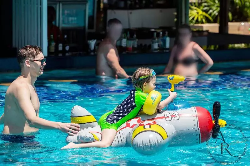 ホテル Arinara Beach Resort Phuket   Sha Extra Plus