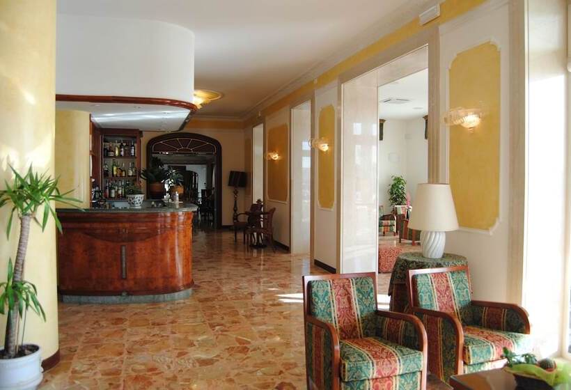 Hotel Capri & Residence