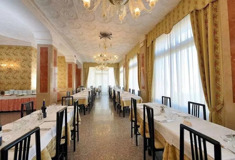 Hôtel Capri & Residence