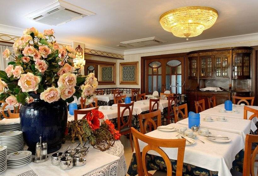 Hotel Capri & Residence