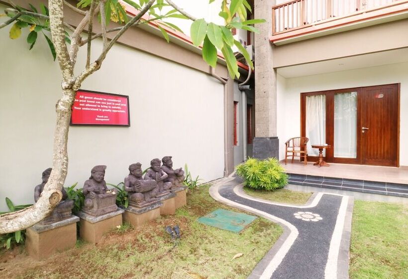 בית מלון כפרי Grand Sinar Indah