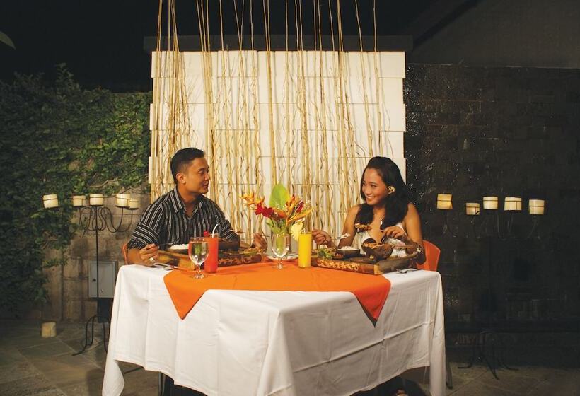 בית מלון כפרי Grand Sinar Indah