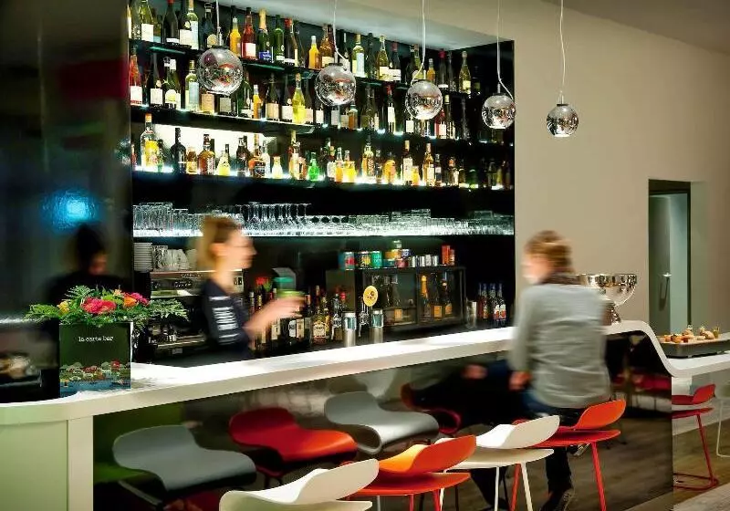 هتل Ibis Styles Brest Centre Port