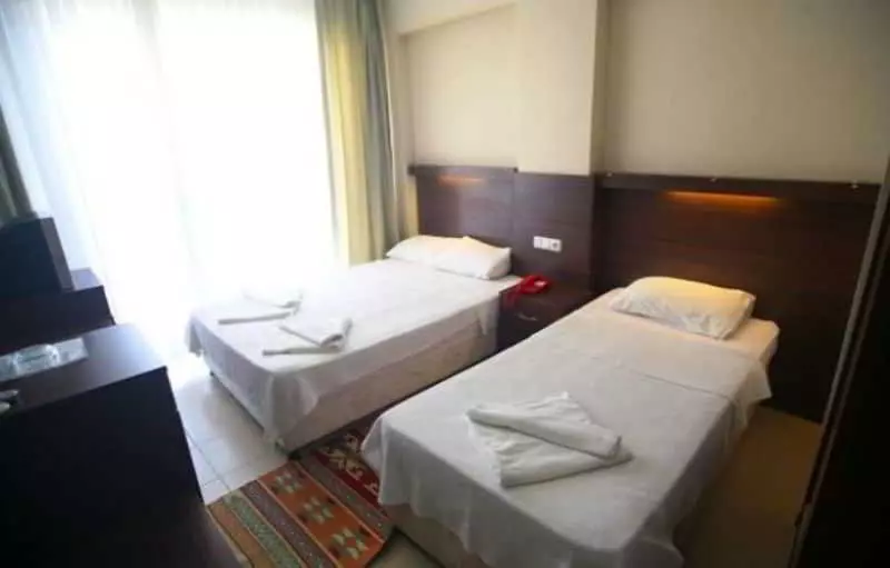 Отель Kalamaki Beach