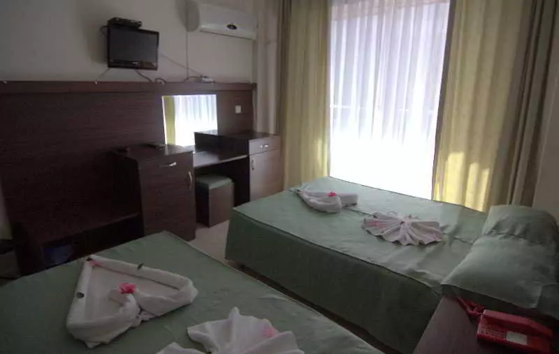 Отель Kalamaki Beach