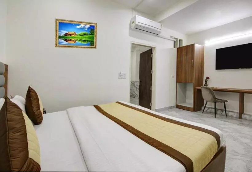 هتل S B Inn   Near New Delhi Railway Station Paharganj