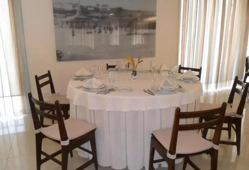 ホテル Santo Condestavel