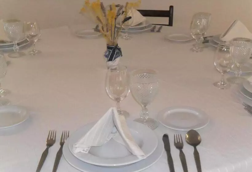 ホテル Santo Condestavel