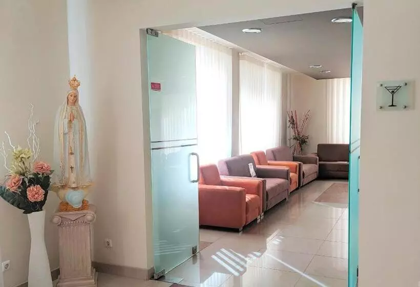 ホテル Santo Condestavel