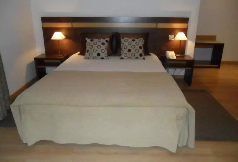 ホテル Santo Condestavel