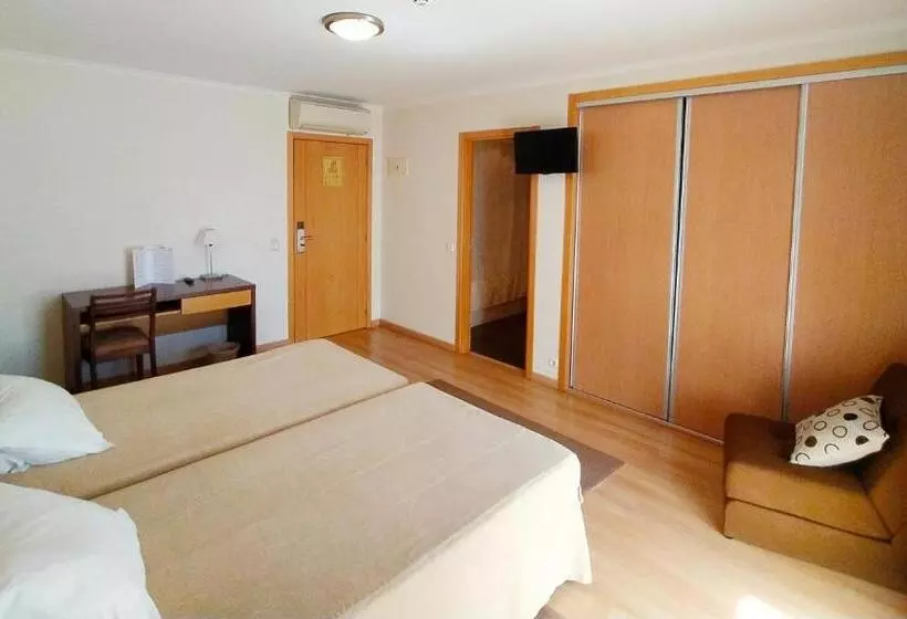 ホテル Santo Condestavel