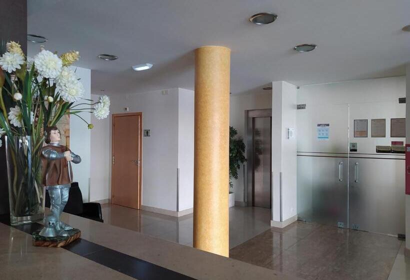 ホテル Santo Condestavel