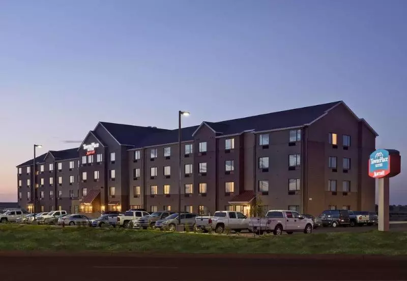 هتل Towneplace Suites By Marriott Garden City