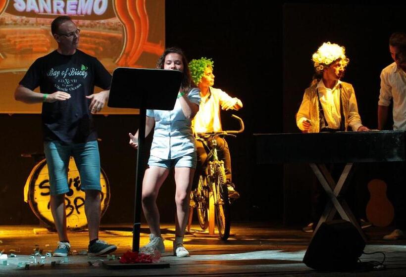 호텔 Villaggio Santandrea Resort