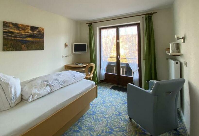 Общежитие Landhaus Nagelfluh