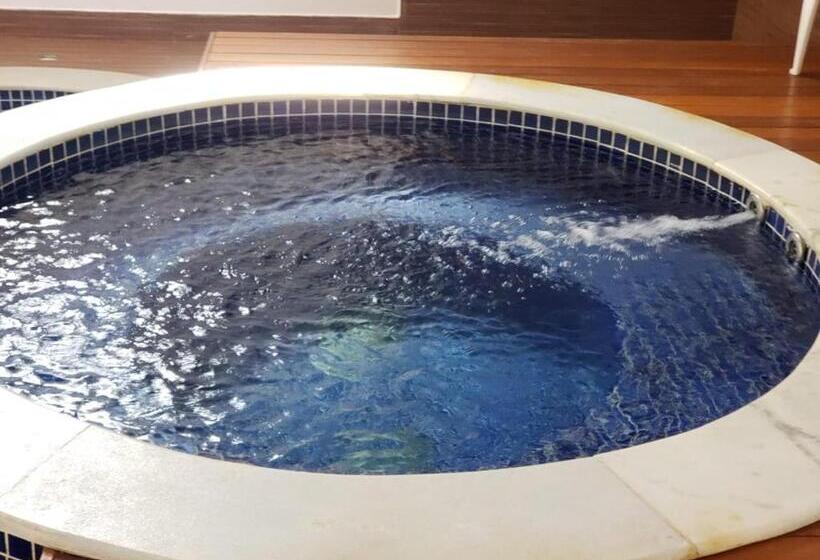 Aparts  Hotel Cavalinho Branco