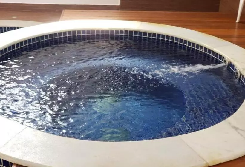 Aparts  Hotel Cavalinho Branco