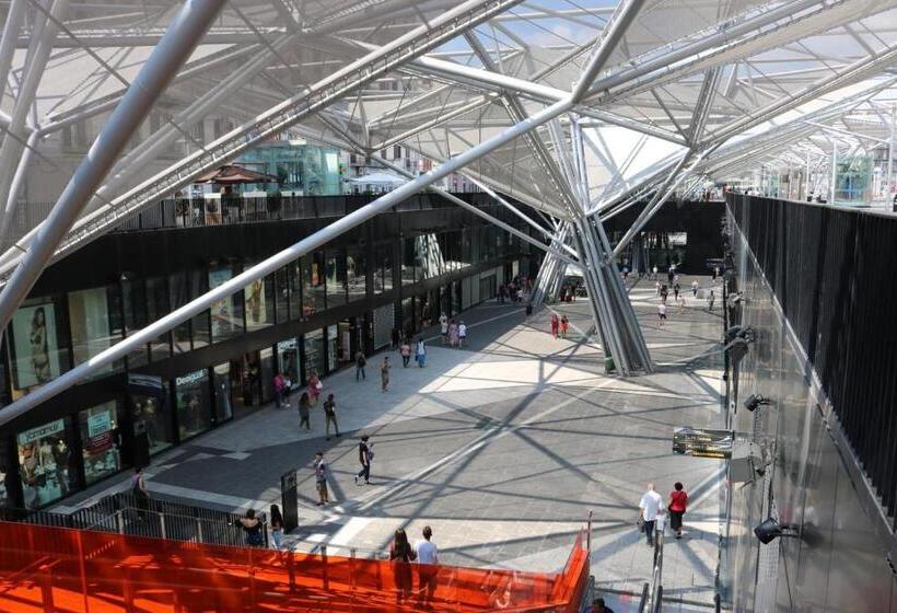 B&b Garibaldi Station