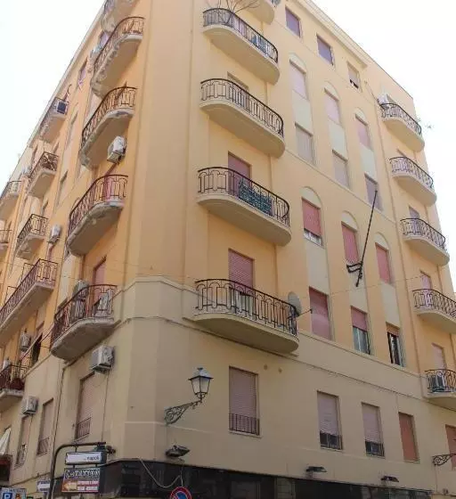 تختخواب و صبحانه La Maison Del Sole