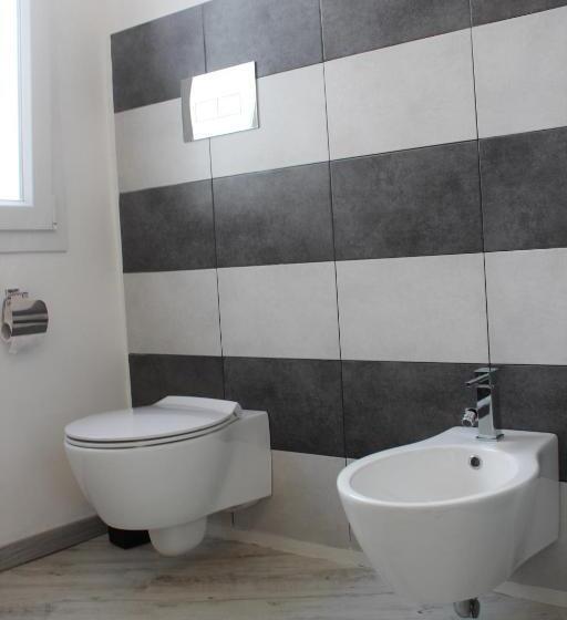 تختخواب و صبحانه La Maison Del Sole