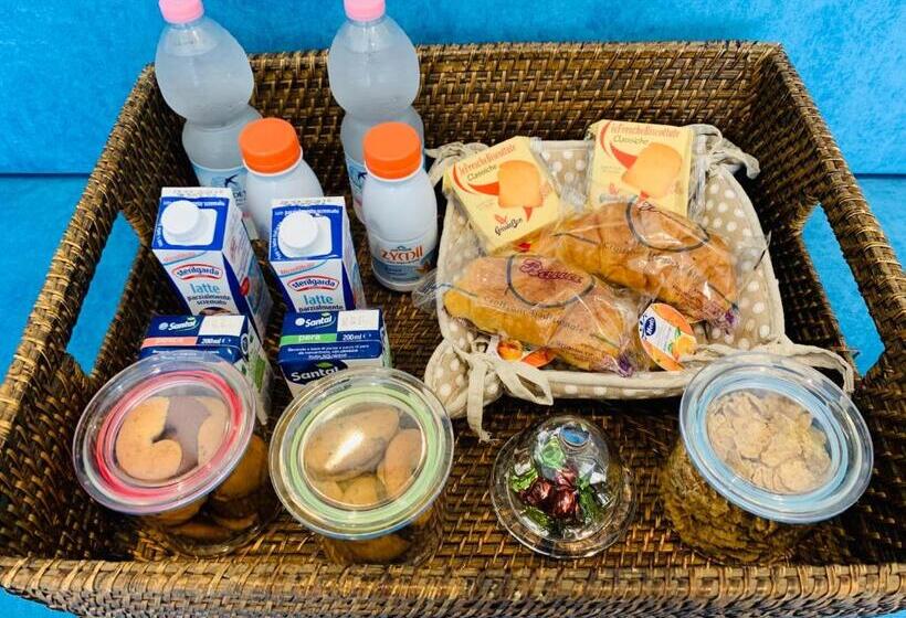 تختخواب و صبحانه La Maison Del Sole