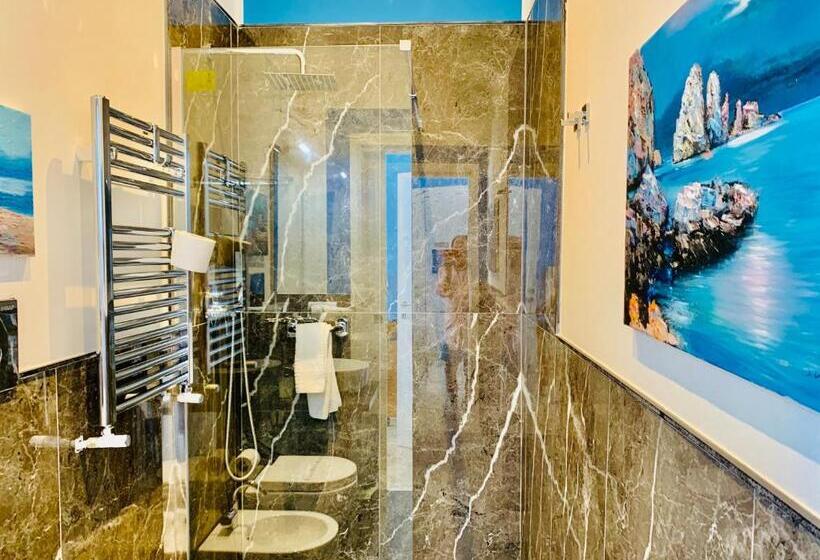 تختخواب و صبحانه La Maison Del Sole