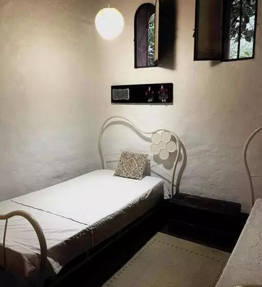 Casa De Huéspedes La Escondida